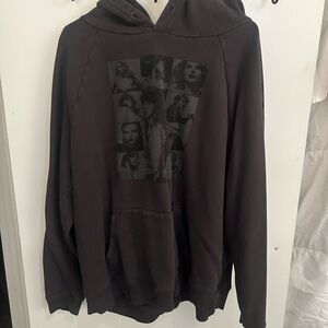 TAYLOR SWIFT ERAS TOUR MERCH